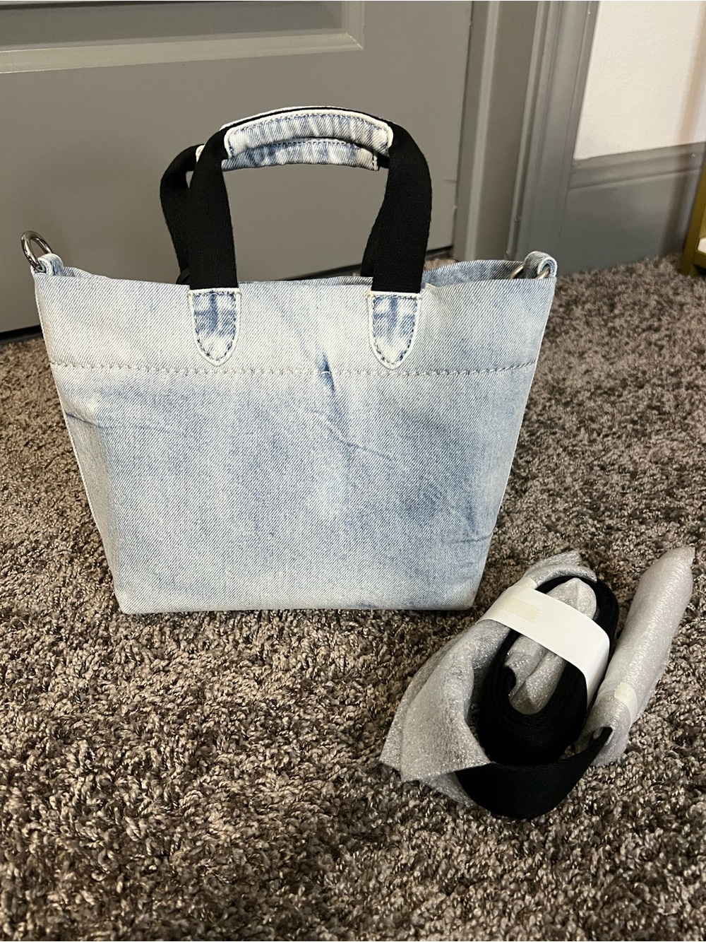 Coach Mini Tour Tote Bag 🩵 CEB33 - Picture 2 of 3